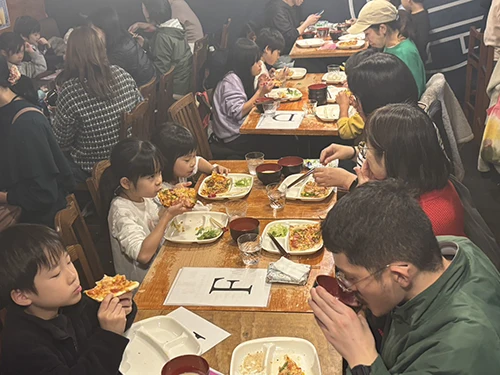 お好み焼き体験の様子1